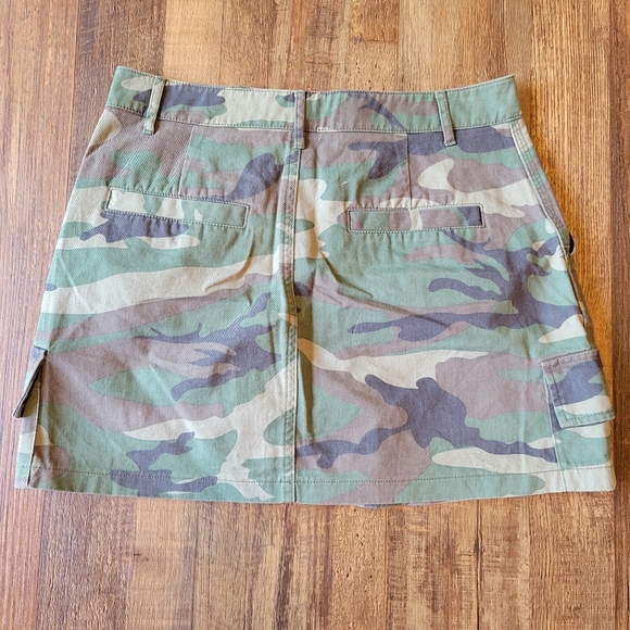 Forever 21 Camo Print Button Down Denim Mini Skirt - Picture 2 of 5